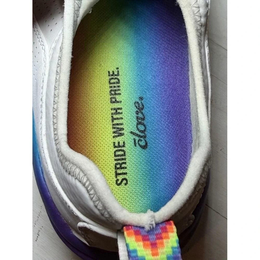 Clove Pride Solo Sneakers White Rainbow Womens 8.5 Mens 7 Nursing Medical Shoes